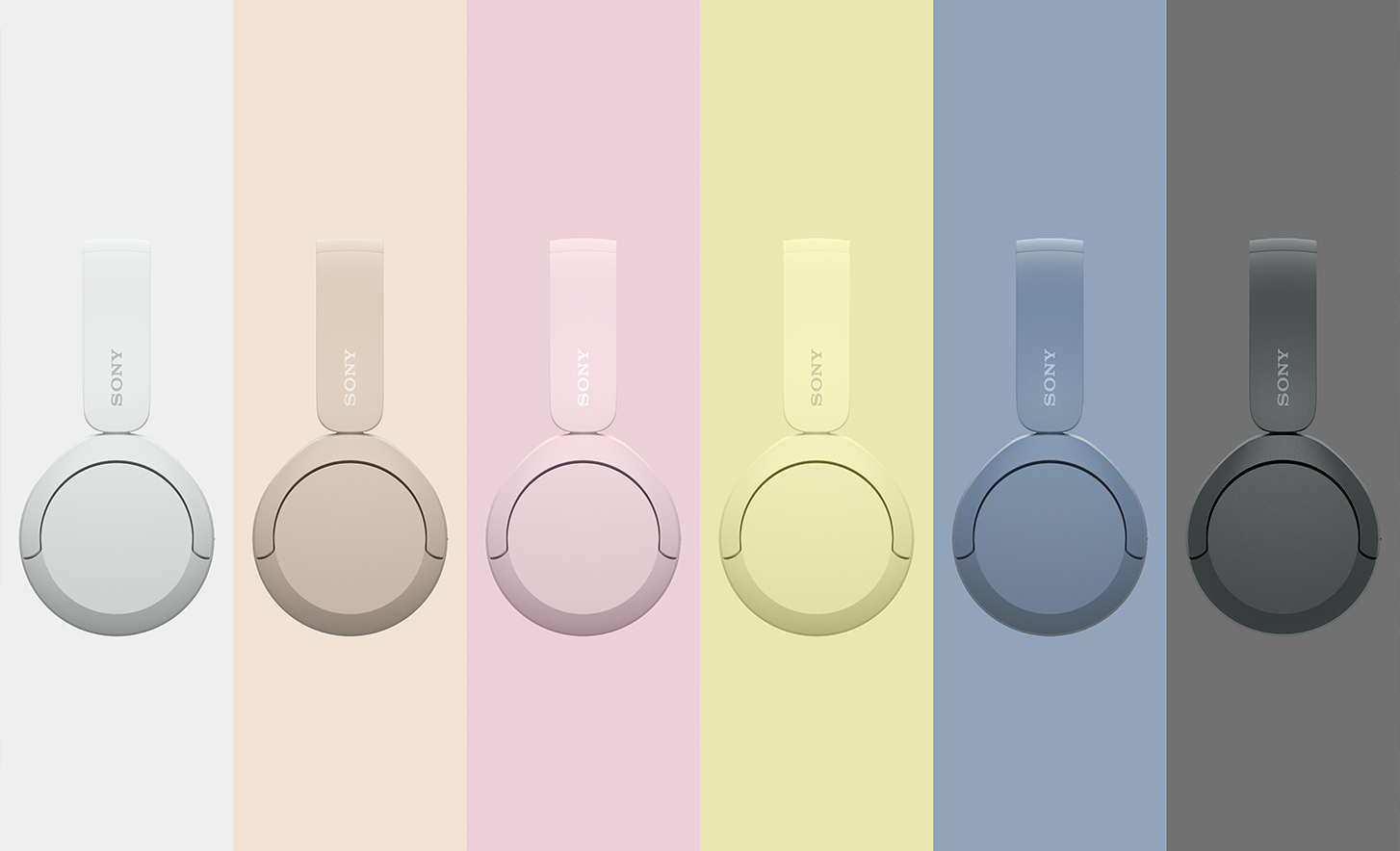 Auriculares WH-CH520 de Sony en seis colores: blanco, beige, rosa, amarillo, azul y negro en fondos que combinan.